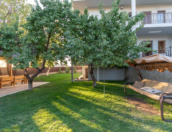 arandznatun-vacharq-Yerevan-Arabkir