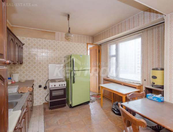 4-senyakanoc-bnakaran-vacharq-Yerevan-Center