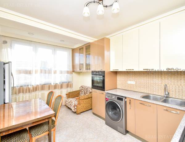 2-senyakanoc-bnakaran-vacharq-Yerevan-Center