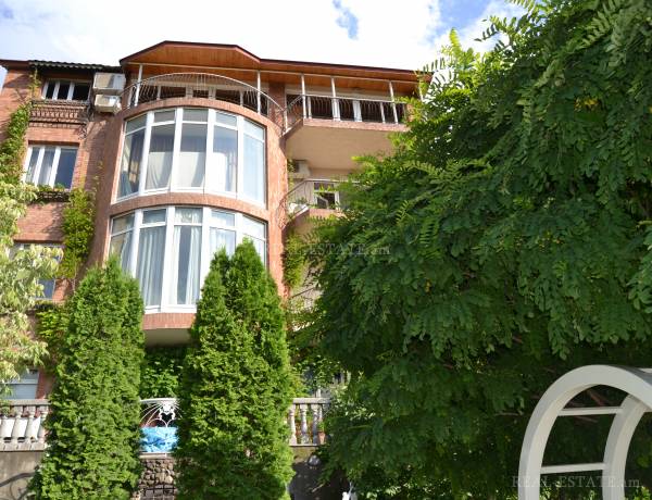 arandznatun-vardzakalutyun-Yerevan-Arabkir