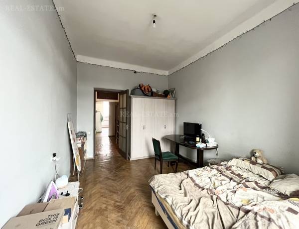 3-senyakanoc-bnakaran-vacharq-Yerevan-Center