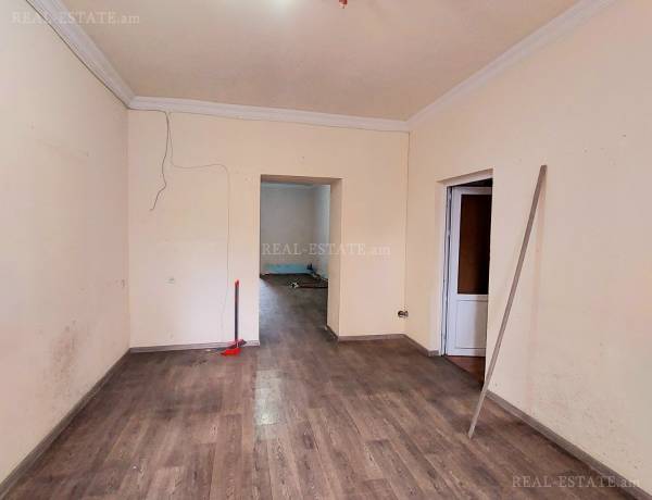 komercion-vacharq-Yerevan-Arabkir