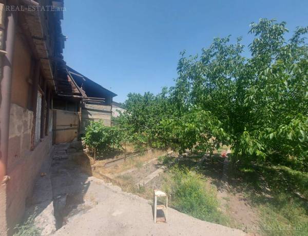 hoghataracq-vacharq-Yerevan-Davtashen