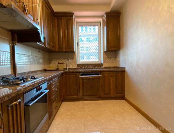 4-senyakanoc-bnakaran-vacharq-Yerevan-Center