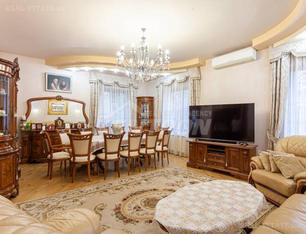 arandznatun-vacharq-Yerevan-Arabkir