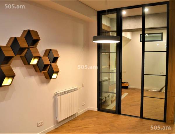 3-senyakanoc-bnakaran-vacharq-Yerevan-Center