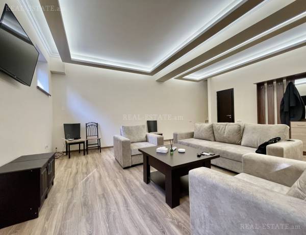 arandznatun-vacharq-Yerevan-Qanaqer-Zeytun