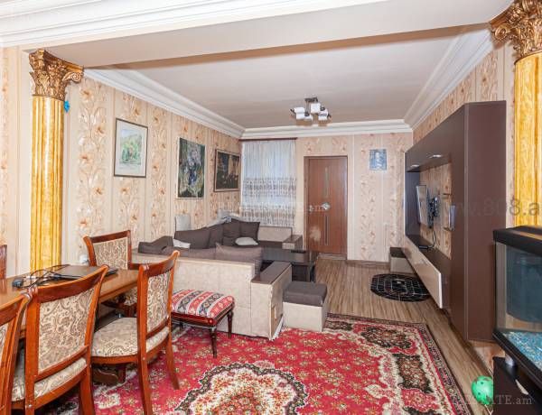 arandznatun-vacharq-Yerevan-Center