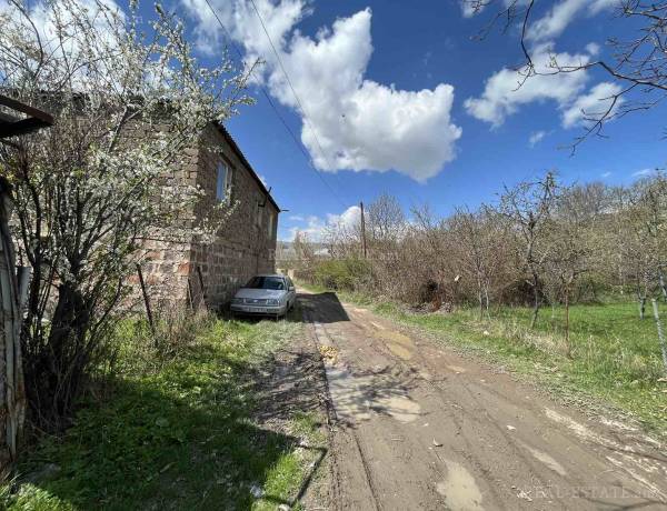 hoghataracq-vacharq-Kotayk-Garni