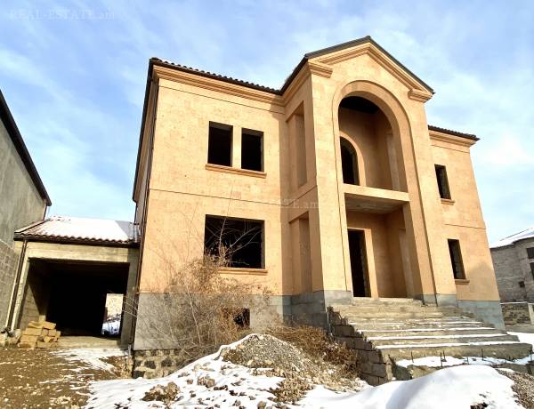 arandznatun-vacharq-Yerevan-Nor-Norq