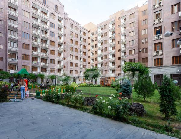 3-senyakanoc-bnakaran-vacharq-Yerevan-Arabkir