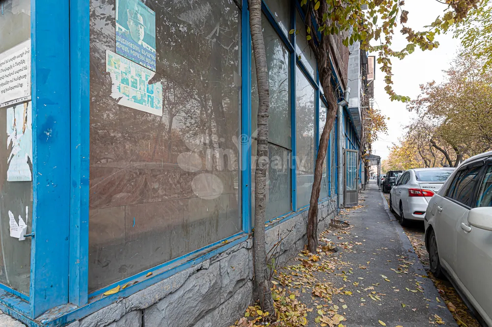Деловен простор, 302 m²