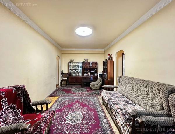 3-senyakanoc-bnakaran-vacharq-Yerevan-Center