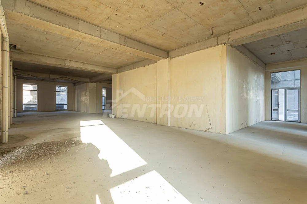 sale-commercial