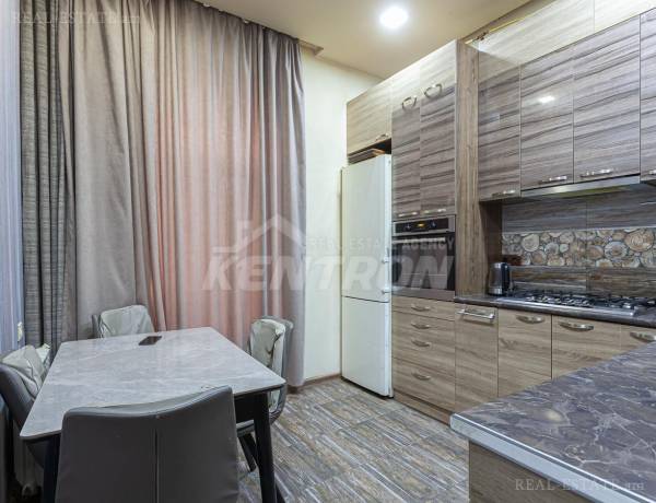 2-senyakanoc-bnakaran-vacharq-Yerevan-Center
