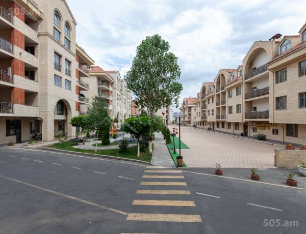 komercion-vacharq-Yerevan-Center