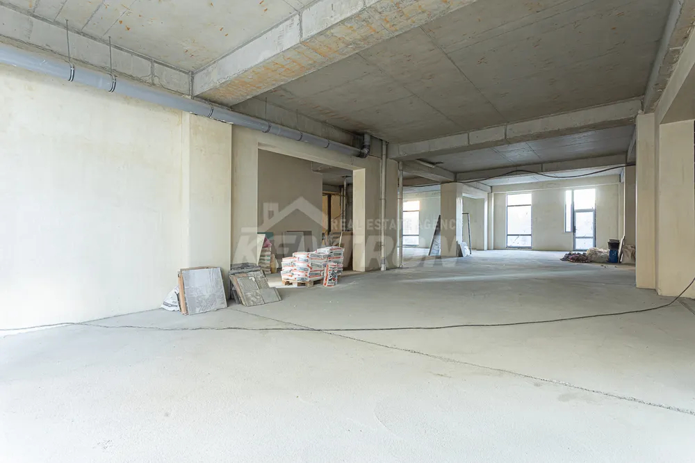 sale-commercial
