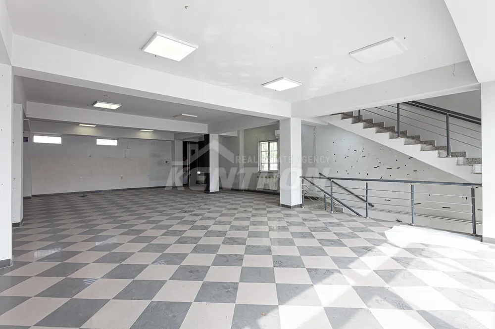 sale-commercial