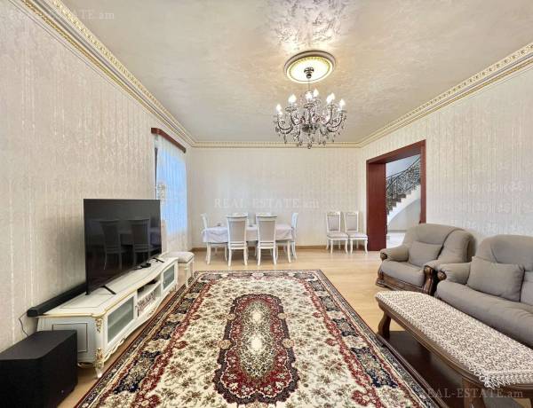 arandznatun-vacharq-Yerevan-Avan