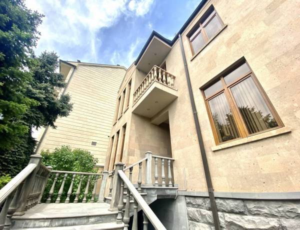 arandznatun-vacharq-Yerevan-Arabkir
