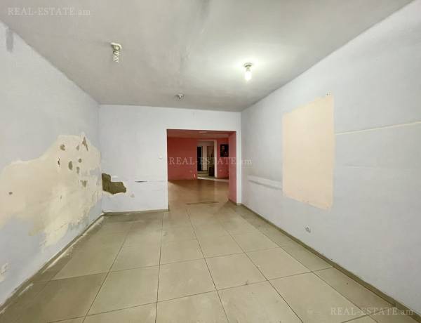 komercion-vacharq-Yerevan-Center