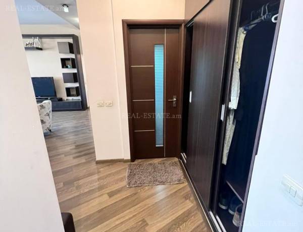 4-senyakanoc-bnakaran-vacharq-Yerevan-Center