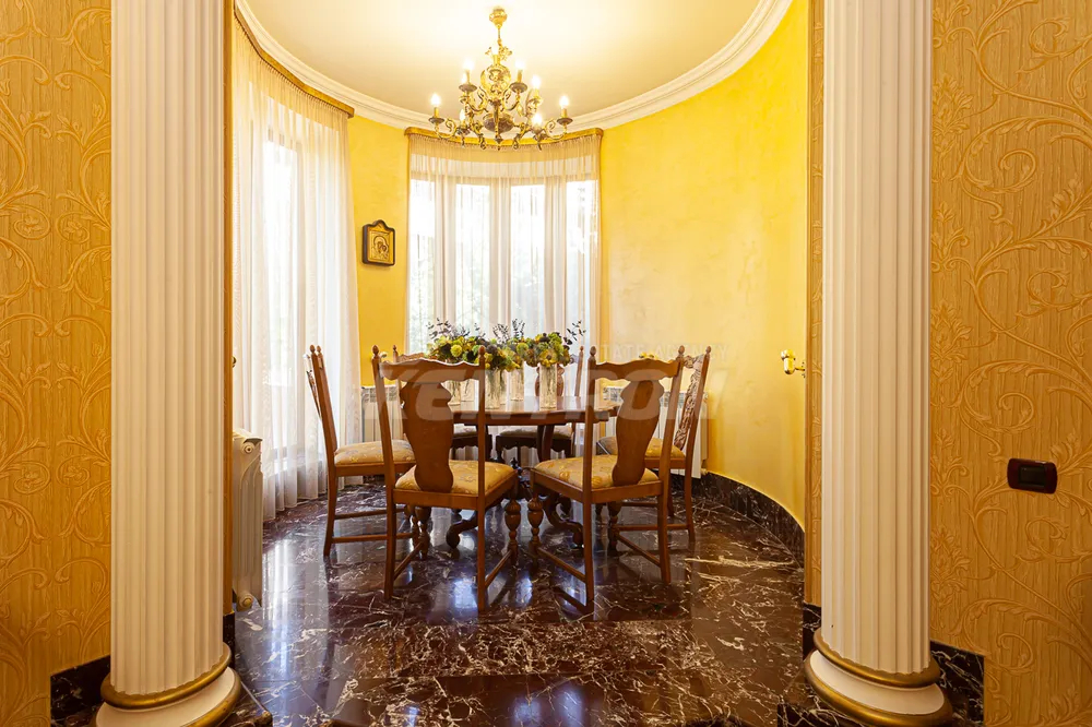 sale-house