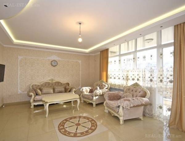 3-senyakanoc-bnakaran-vacharq-Yerevan-Center