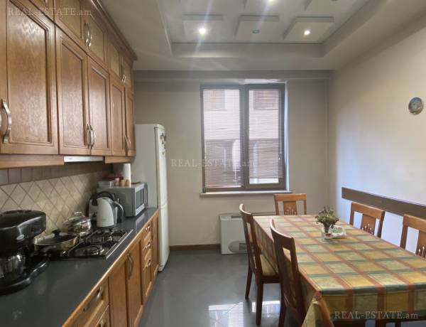 4-senyakanoc-bnakaran-vacharq-Yerevan-Center