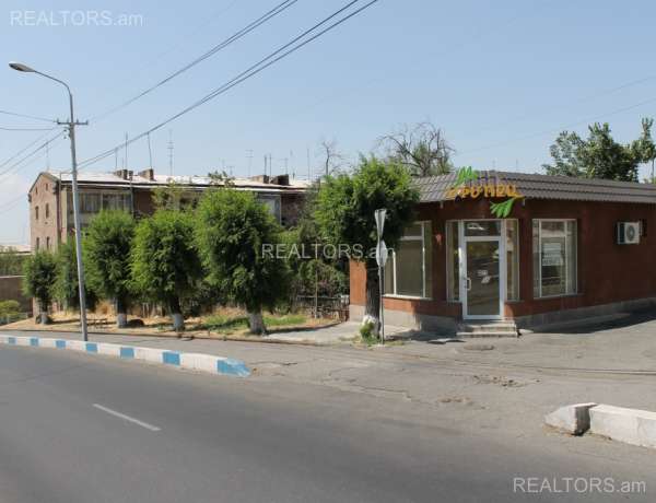կոմերցիոն-վարձով-Երևանում