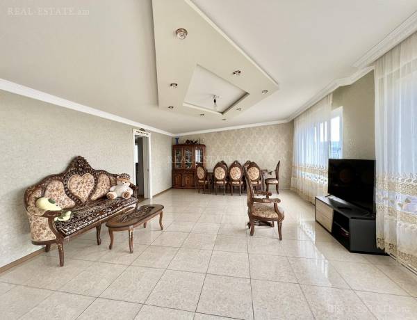 arandznatun-vacharq-Yerevan-Nor-Norq