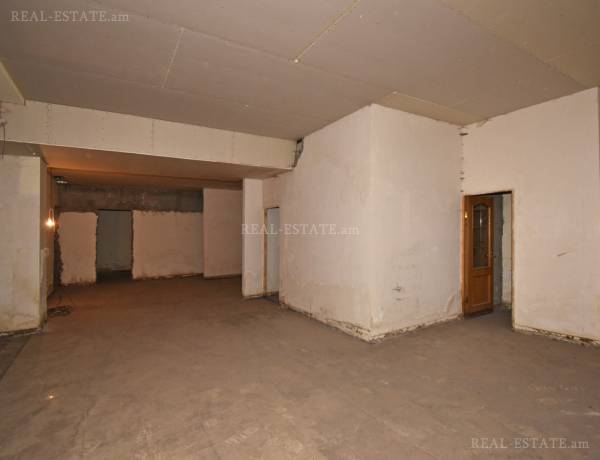 komercion-vacharq-Yerevan-Center