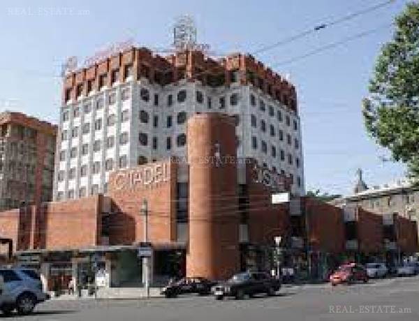 komercion-vardzakalutyun-Yerevan-Center