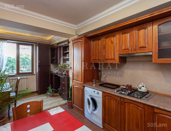 2-senyakanoc-bnakaran-vacharq-Yerevan-Center