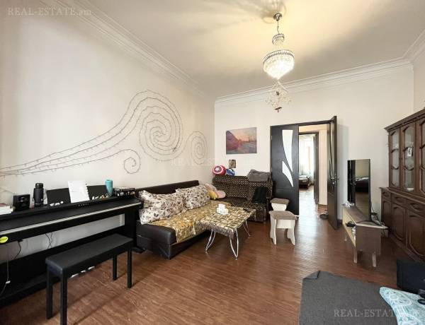3-senyakanoc-bnakaran-vacharq-Yerevan-Center
