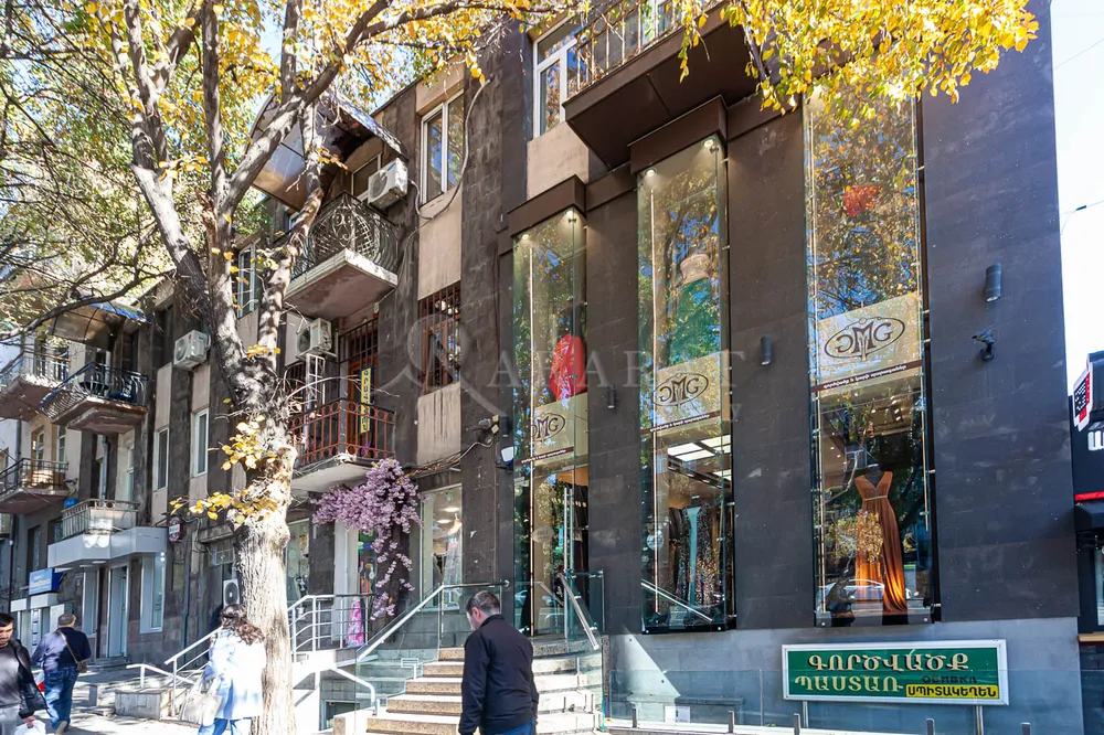 Local comercial, 173 m²