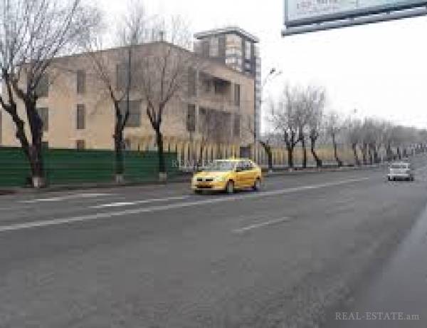 hoghataracq-vacharq-Yerevan-Center