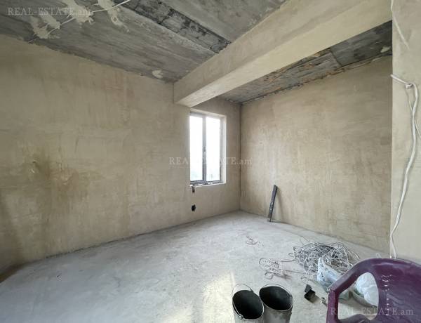 arandznatun-vacharq-Yerevan-Achapnyak