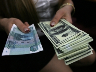 Expert: Summer reduced Armenia monetary issues